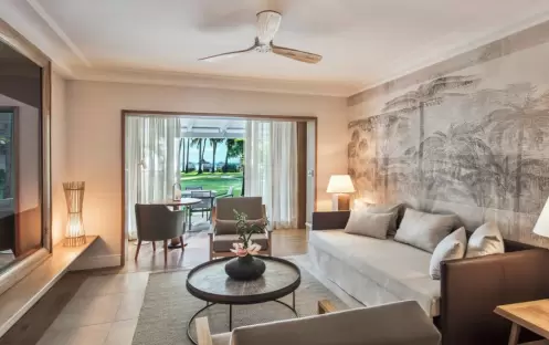 EXECUTIVE BEACH FRONT SUITE